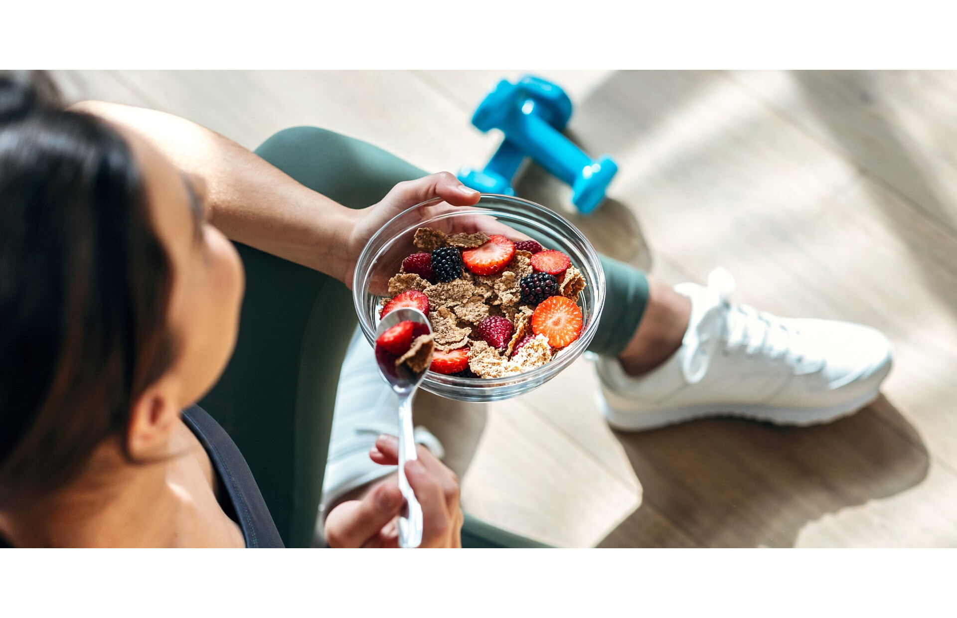 What to eat after a workout? Tips and recipes for post-cardio and gym meals.