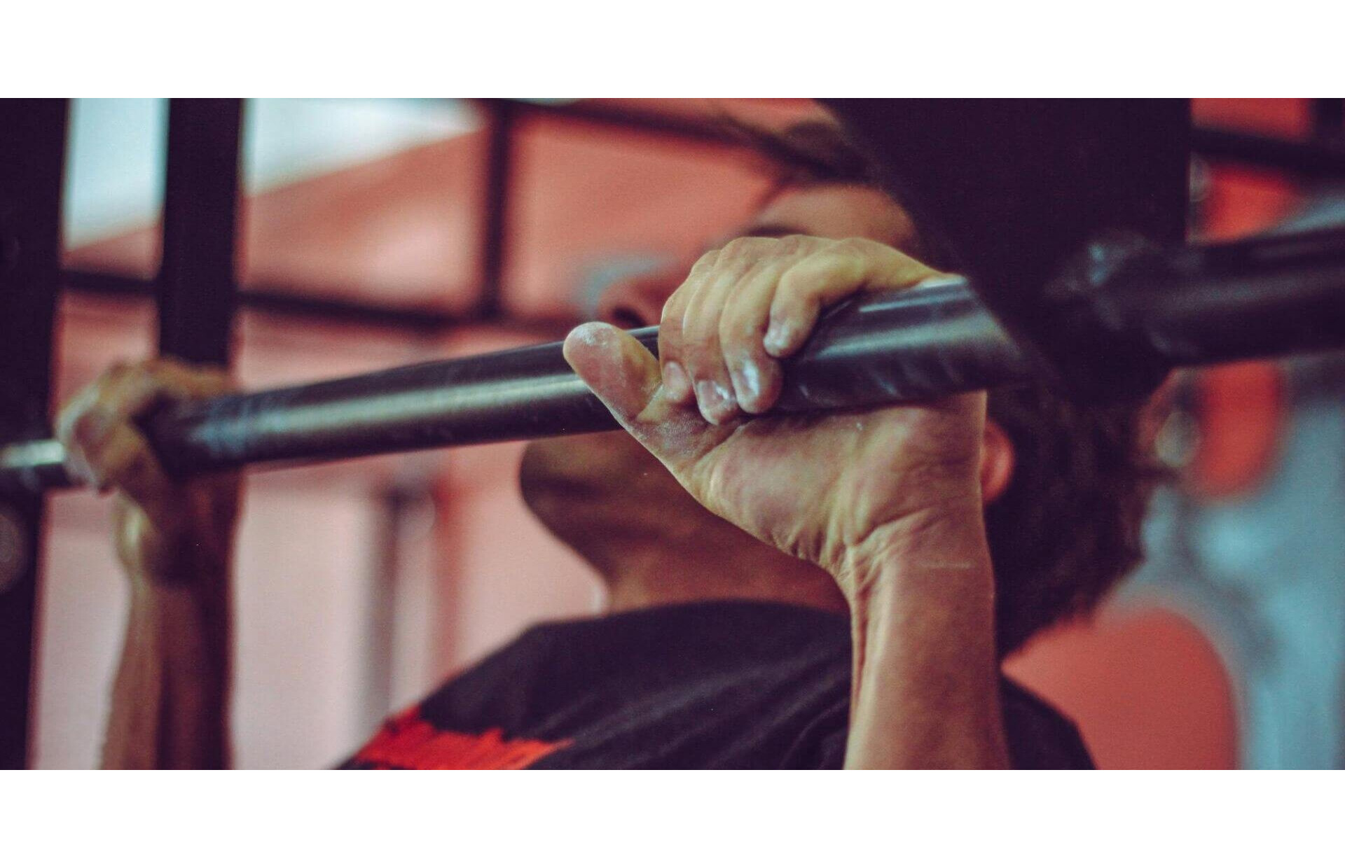 Street workout - what is it? Rules, exercises and equipment.
